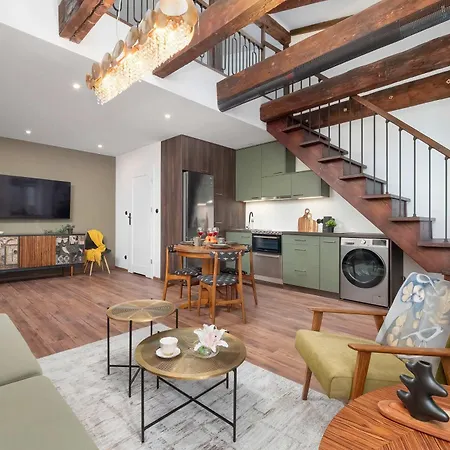Appartamento Functional & Modern In The Center By Renters