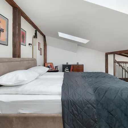 Appartamento Functional & Modern In The Center By Renters *